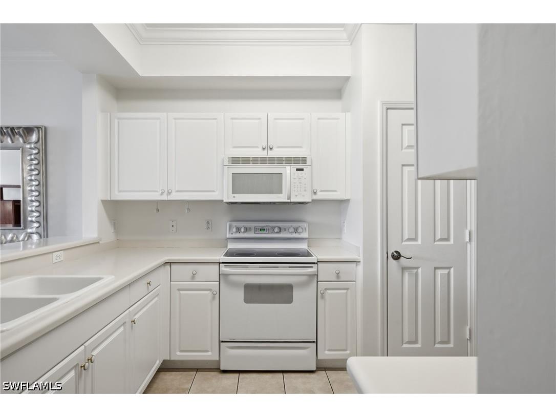 3976 Bishopwood Court E #3-102 Naples FL 34114 226017970 image10