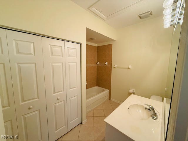 3977 Bishopwood Court E #203 Naples FL 34114 2025014960 image14