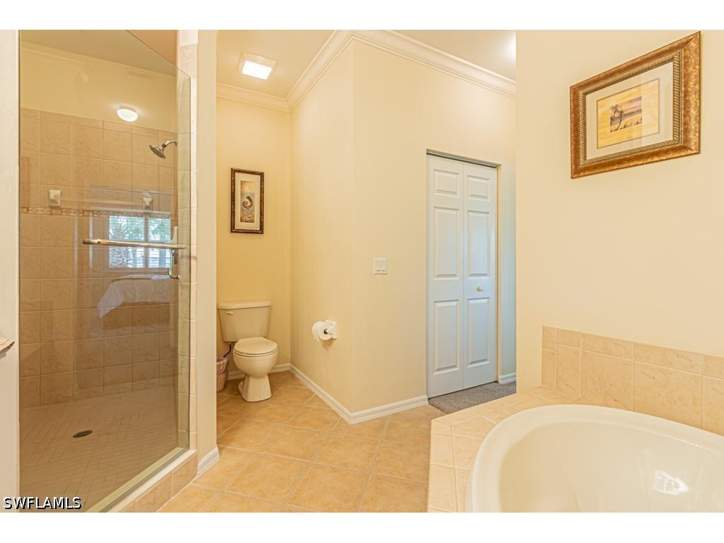 3977 Bishopwood Court E #206 Naples FL 34114 226020125 image12