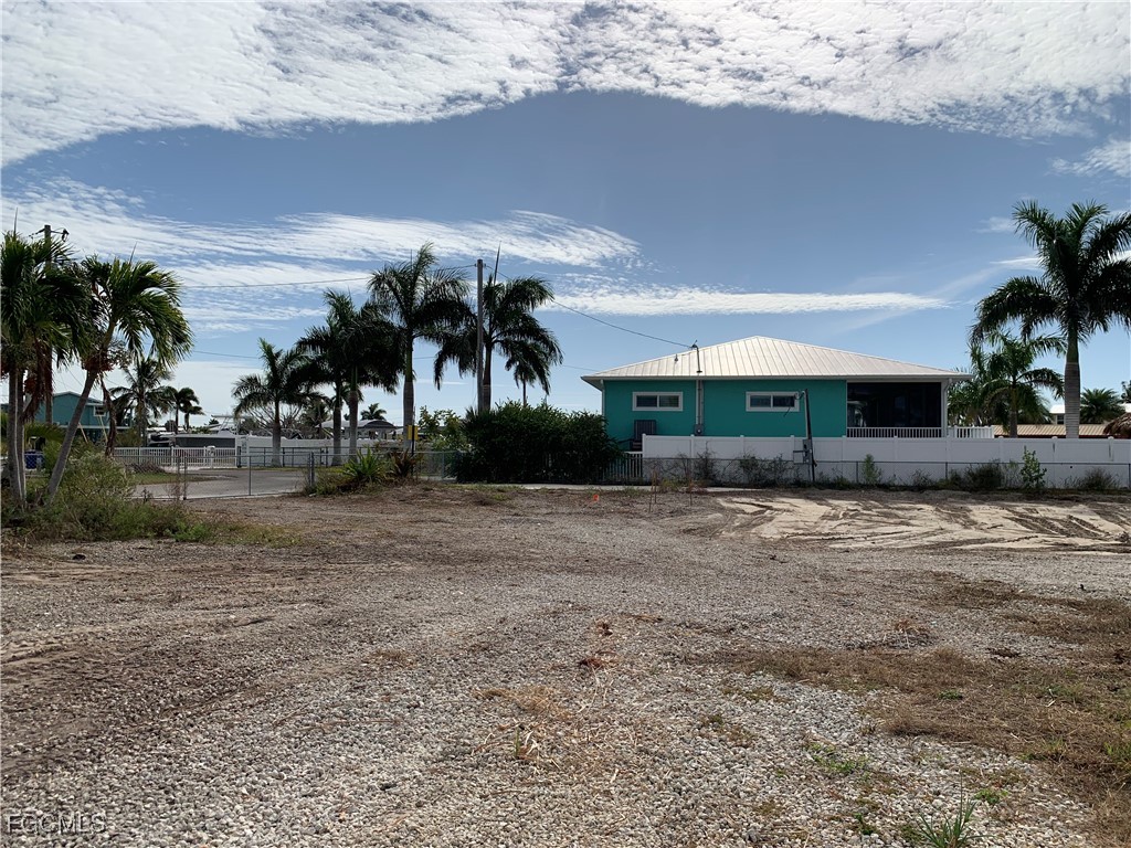 3977 Coconut Drive Other FL 33956 2025021838 image16