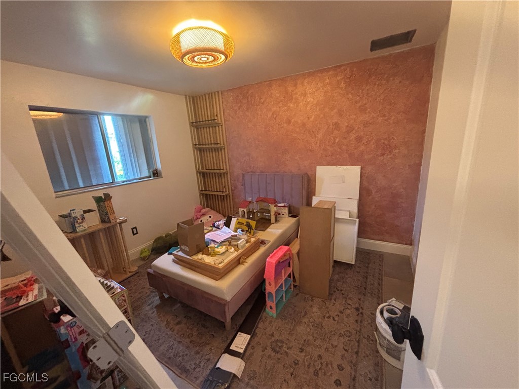 3978 Ascot Lane Fort Myers FL 33919 2025006663 image10