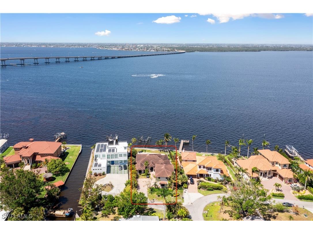 3978 W Riverside Drive Fort Myers FL 33901 223023922 image1