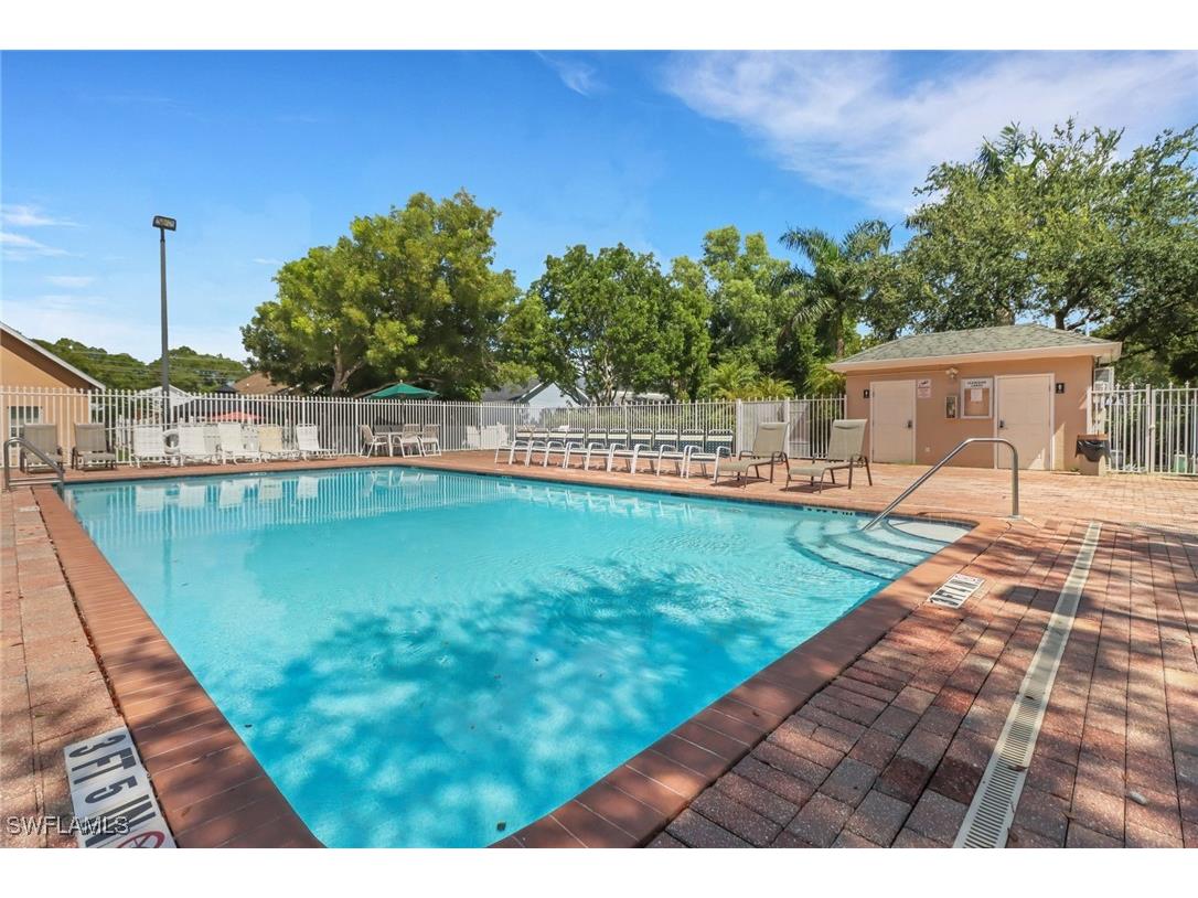 398 Leawood Circle Naples FL 34104 225067029 image14