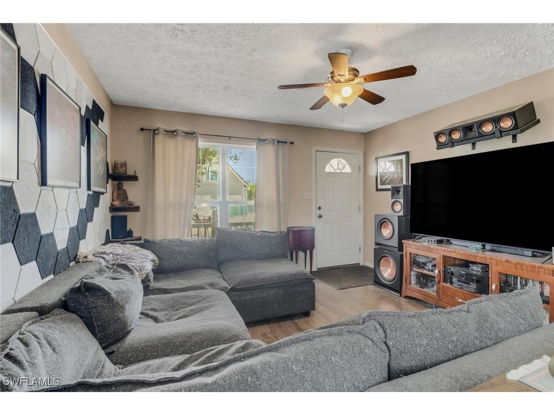 398 Leawood Circle Naples FL 34104 225067029 image2