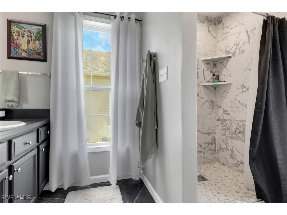 398 Leawood Circle Naples FL 34104 225067029 image8