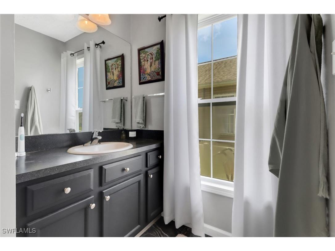 398 Leawood Circle Naples FL 34104 226002211 image16