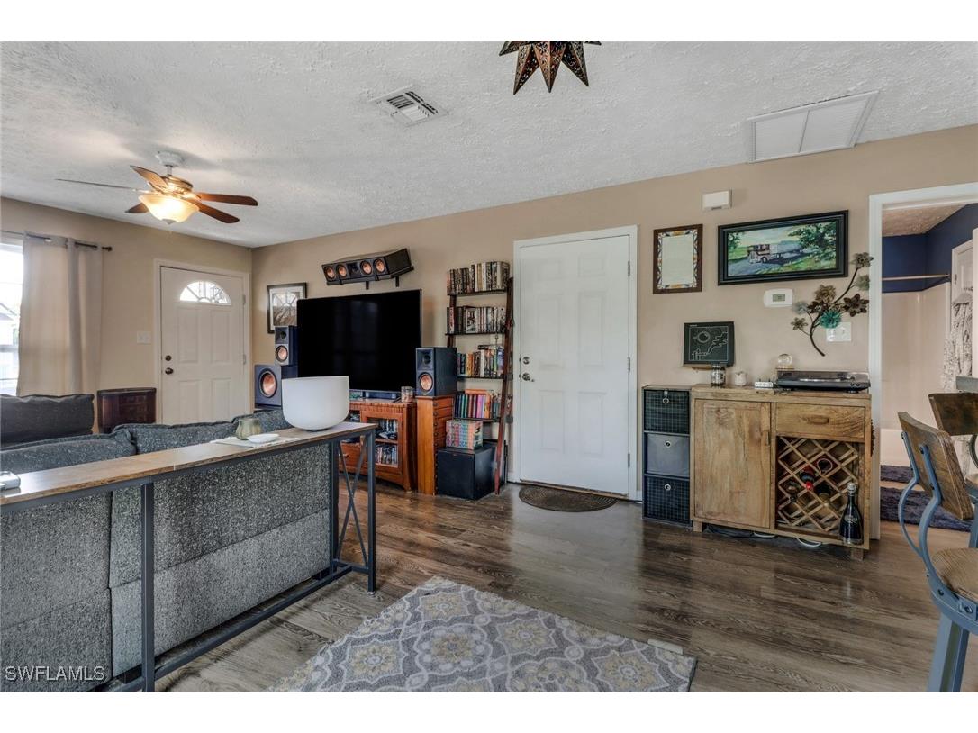 398 Leawood Circle Naples FL 34104 226002211 image8