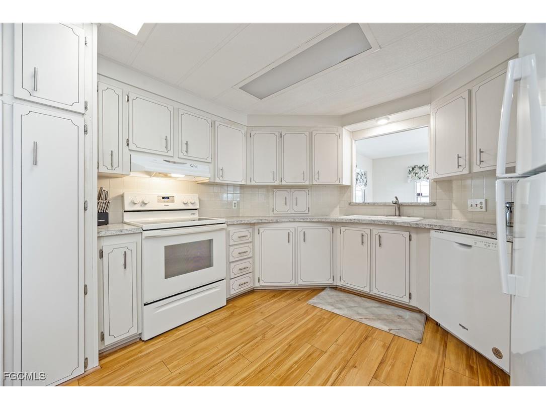 398 Snead Drive North Fort Myers FL 33903 2026004938 image14