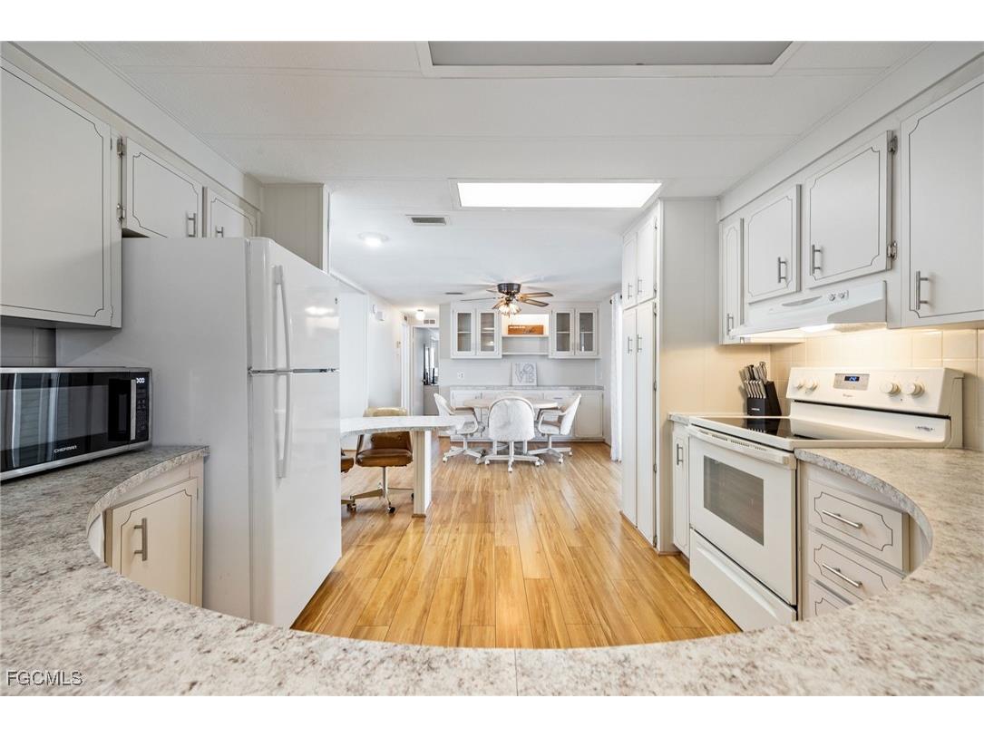 398 Snead Drive North Fort Myers FL 33903 2026004938 image16