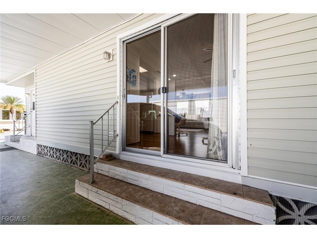 398 Snead Drive North Fort Myers FL 33903 2026004938 image25