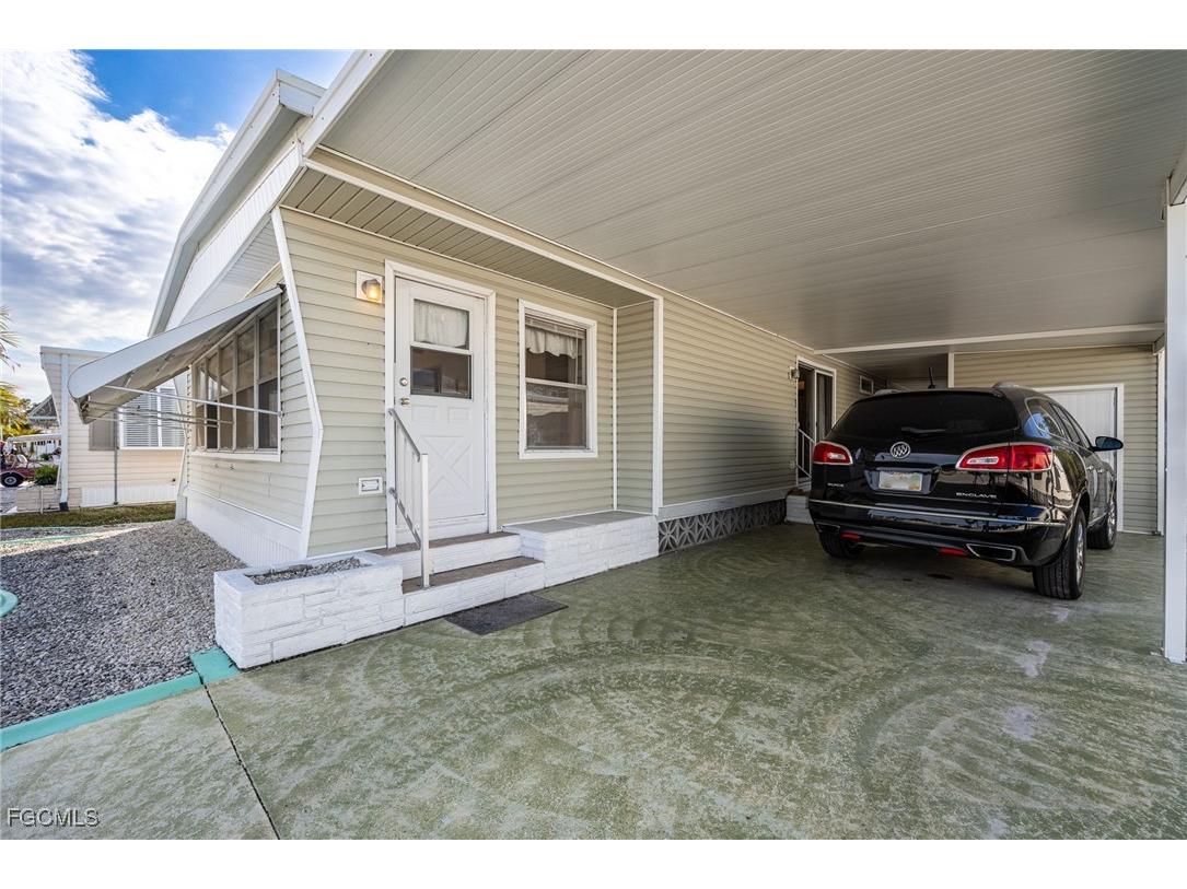 398 Snead Drive North Fort Myers FL 33903 2026004938 image3