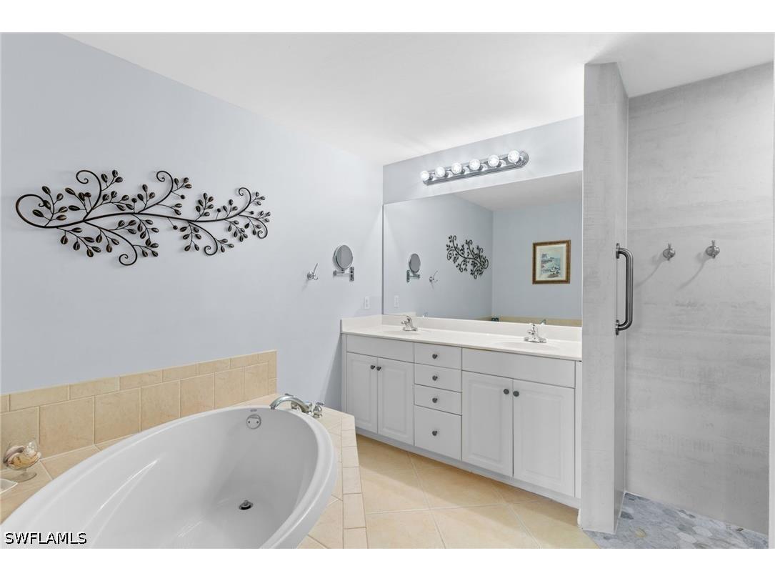 3980 Bishopwood Court E #106 Naples FL 34114 226014185 image22