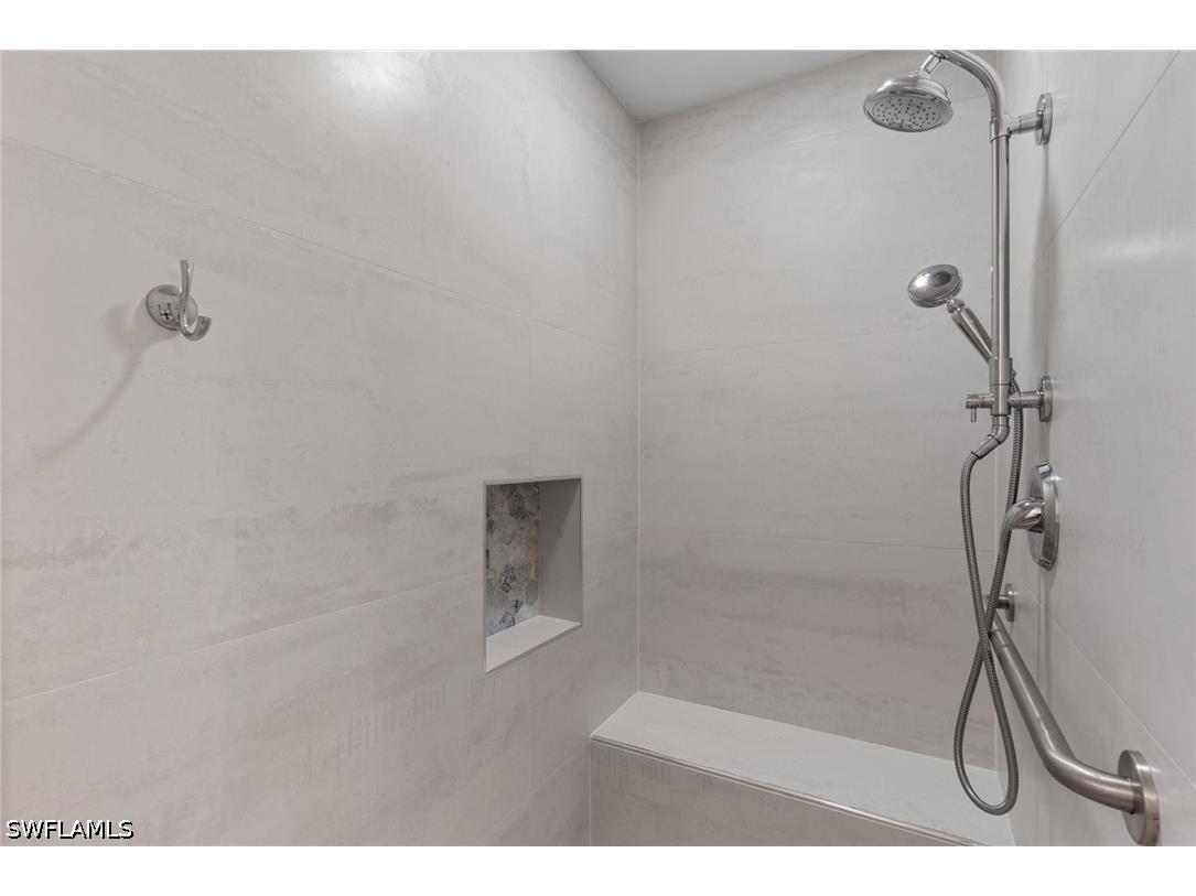 3980 Bishopwood Court E #106 Naples FL 34114 226014185 image23