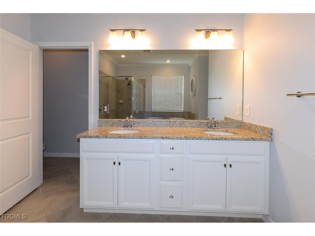 3983 E Hampton Circle Alva FL 33920 2025017841 image18