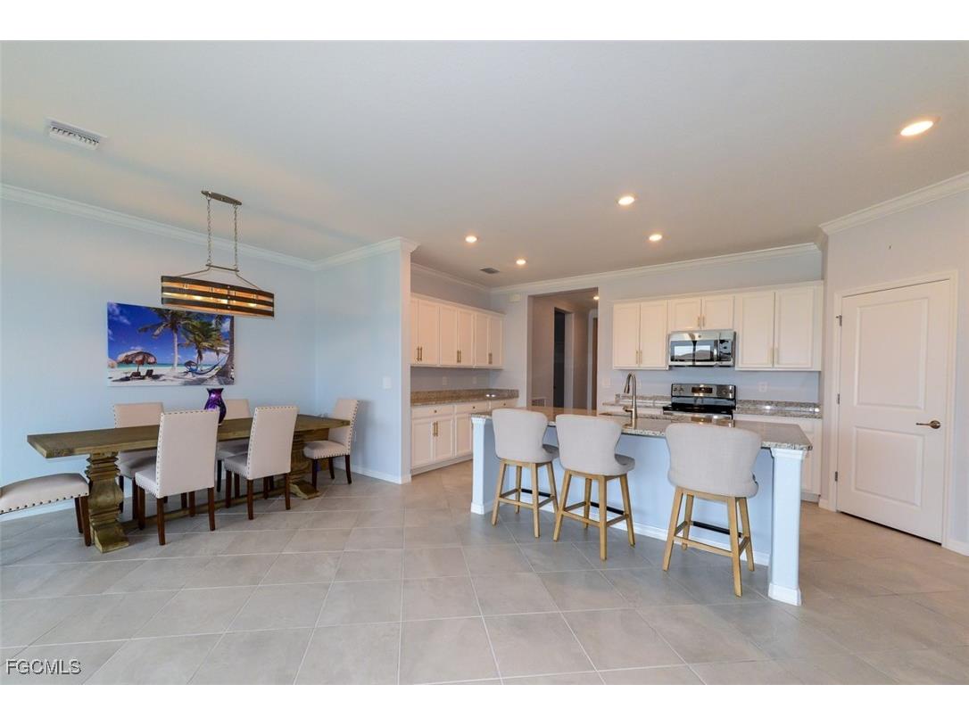 3983 E Hampton Circle Alva FL 33920 2025017841 image9