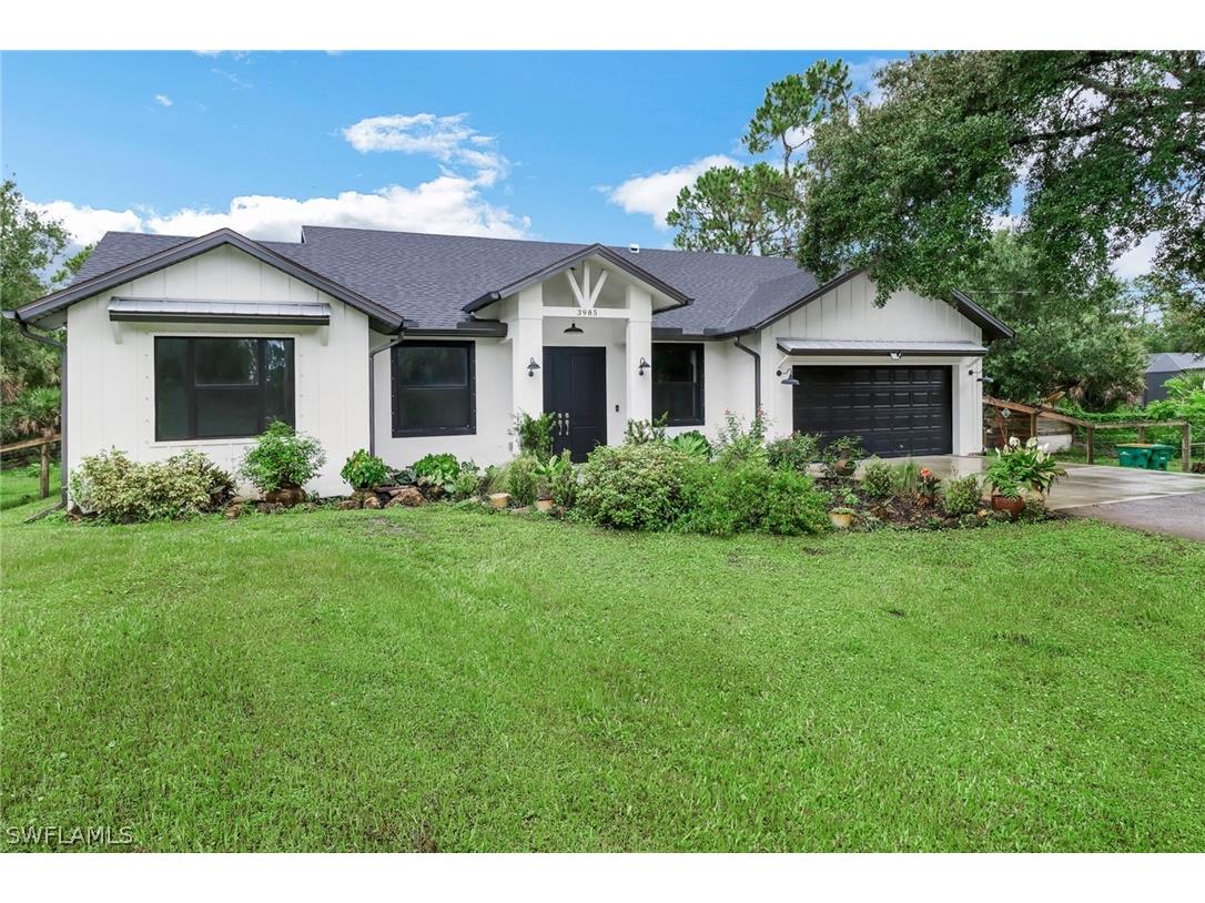 3985 38th Avenue SE Naples FL 34117 224054591 image1