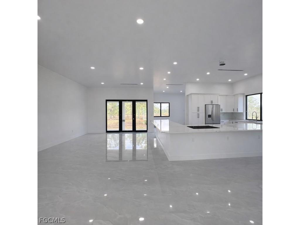 3985 Everglades Boulevard N Naples FL 34120 2026006809 image11