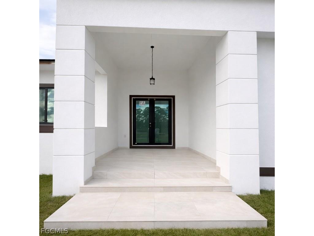 3985 Everglades Boulevard N Naples FL 34120 2026006809 image3