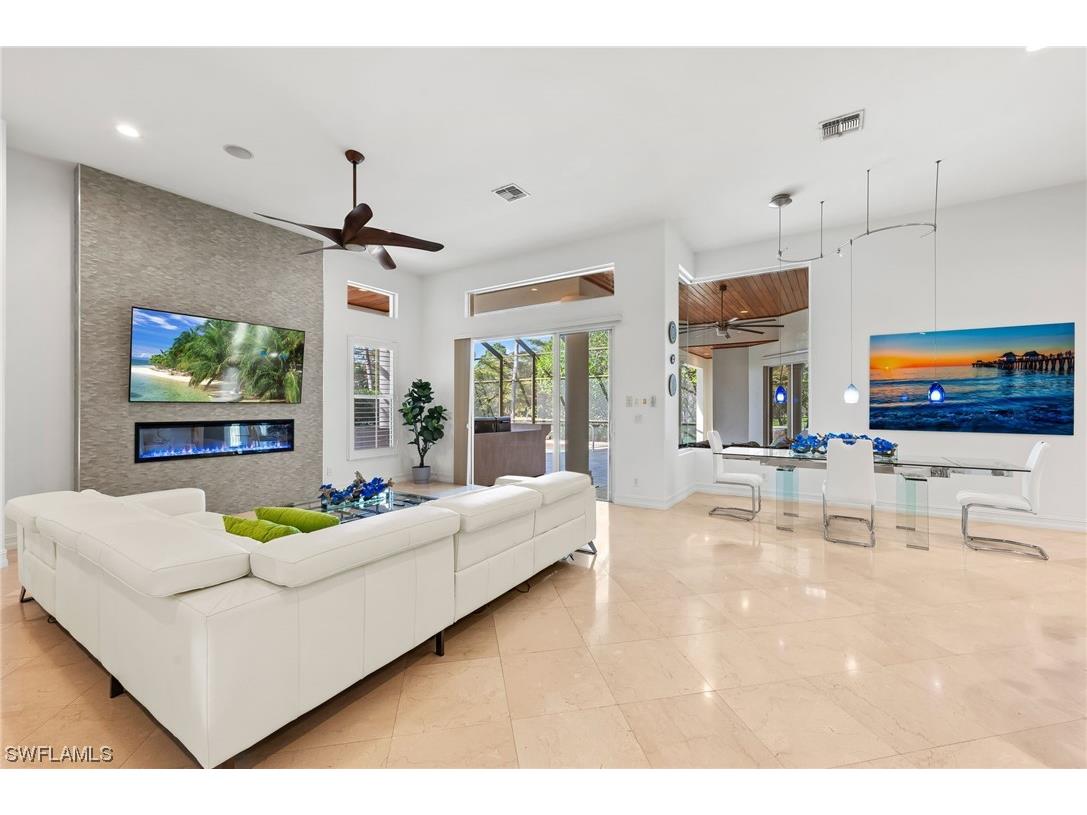 3987 Stonesthrow Court Naples FL 34109 223089806 image1