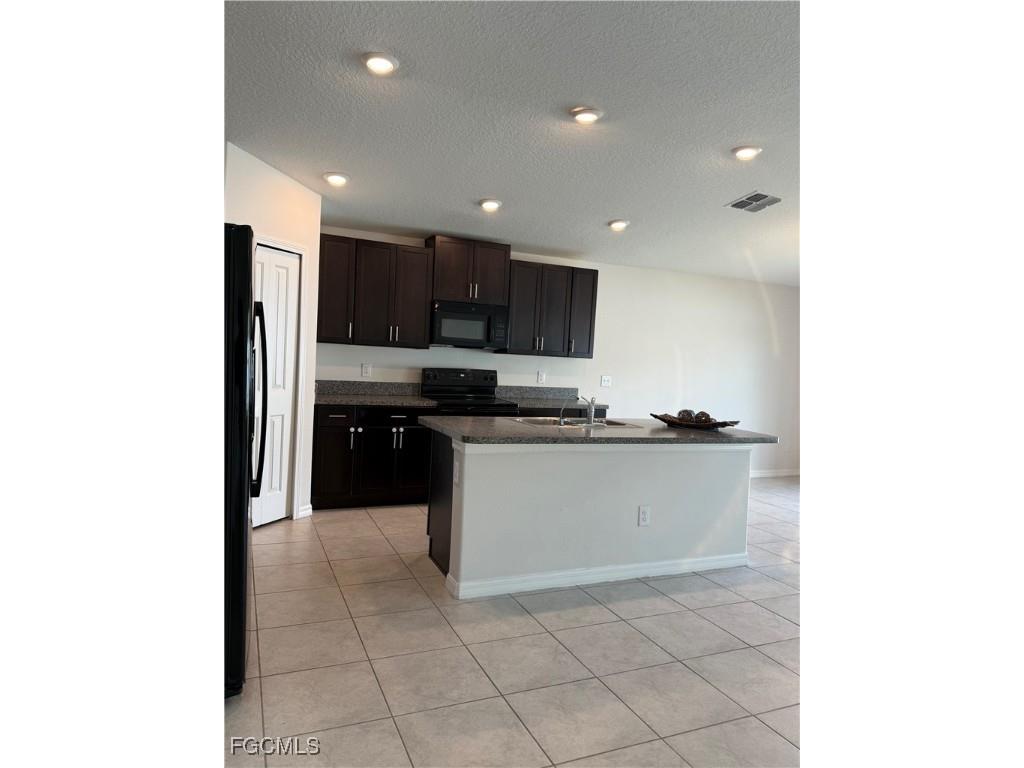 39889 NW Harmon Grove Court Zephyrhills FL 33540 2025005839 image13