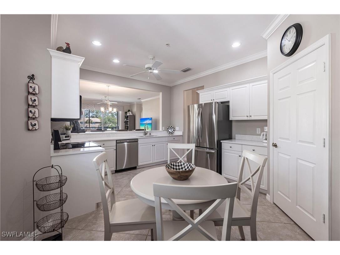 3989 Bishopwood Court E #201 Naples FL 34114 225026517 image14