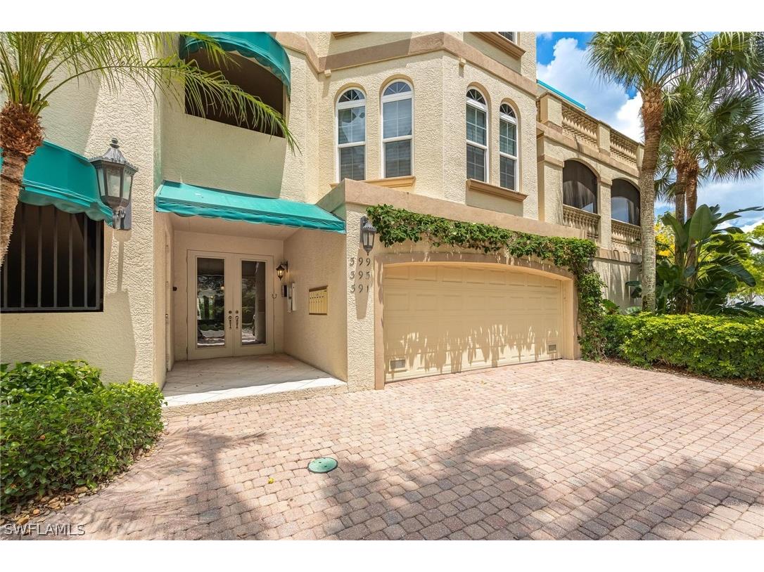 399 4th Street S Naples FL 34102 224049796 image1