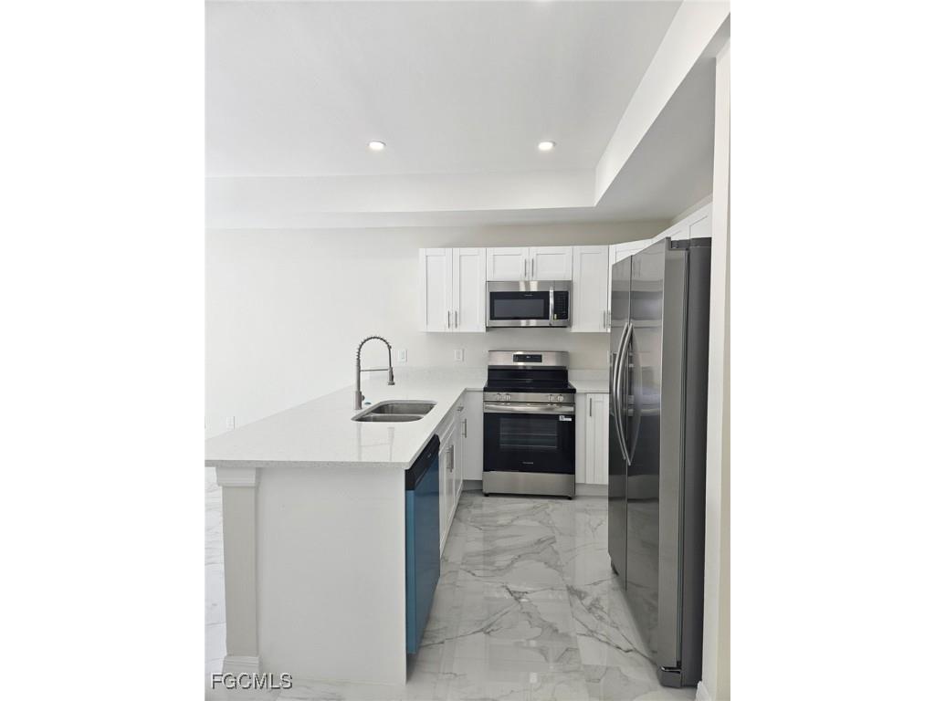 399 Carrillon Avenue S Lehigh Acres FL 33974 2025012960 image6