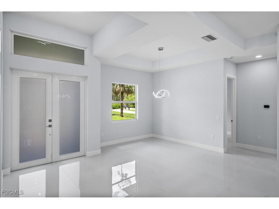 3990 27th Avenue NE Naples FL 34120 2025018692 image11