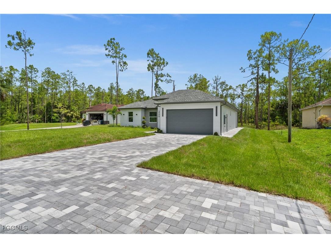 3990 27th Avenue NE Naples FL 34120 2025018692 image2