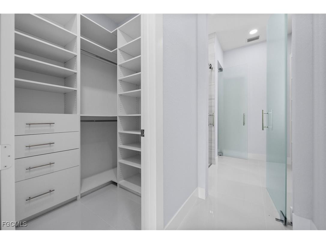 3990 27th Avenue NE Naples FL 34120 2025018692 image20