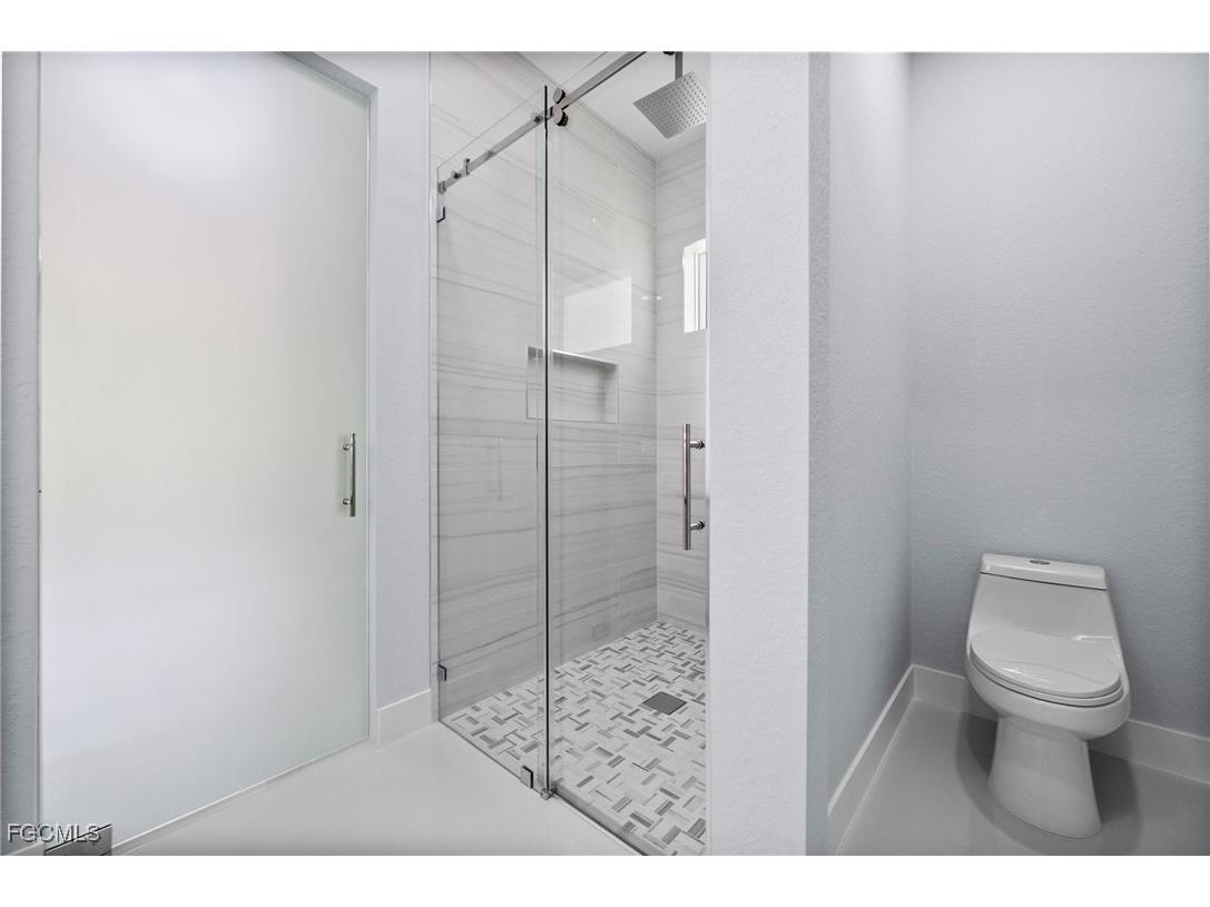 3990 27th Avenue NE Naples FL 34120 2025018692 image23