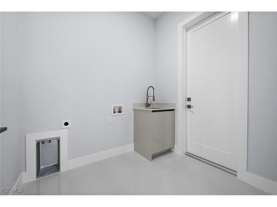 3990 27th Avenue NE Naples FL 34120 2025018692 image30