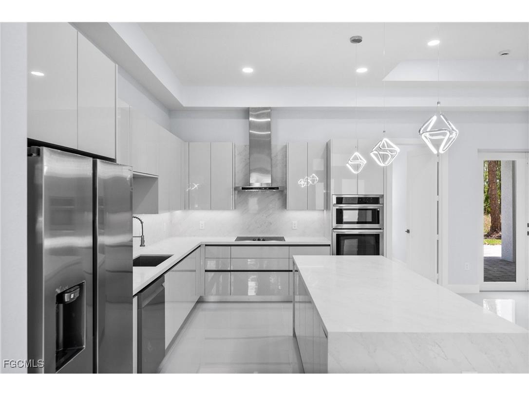 3990 27th Avenue NE Naples FL 34120 2025018692 image6