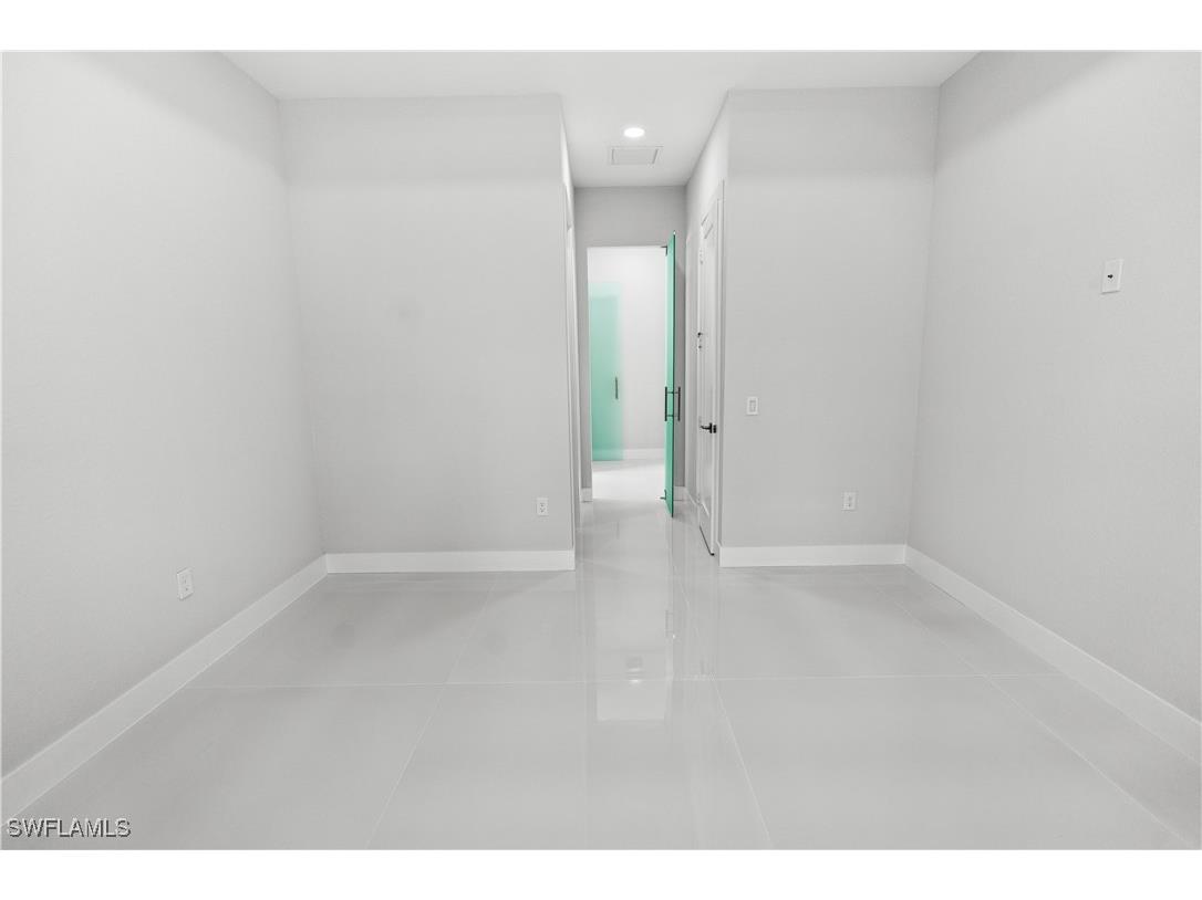 3990 27th Avenue NE Naples FL 34120 226005673 image18