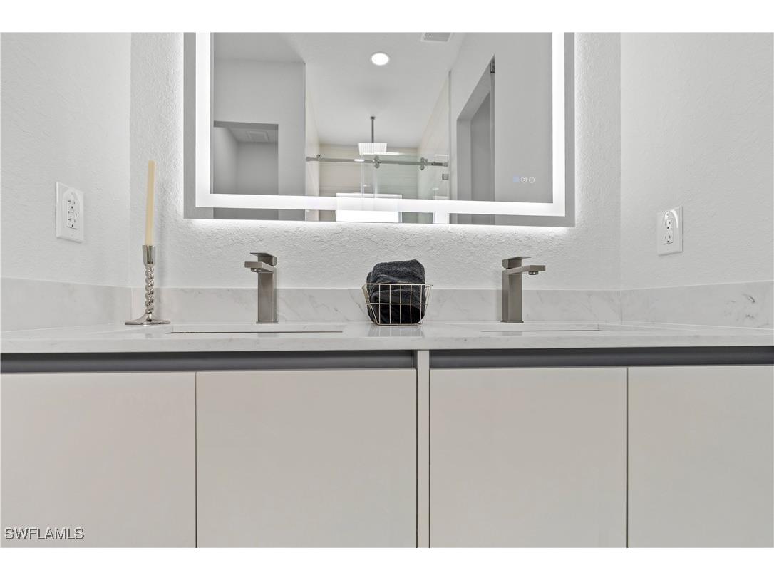 3990 27th Avenue NE Naples FL 34120 226005673 image23