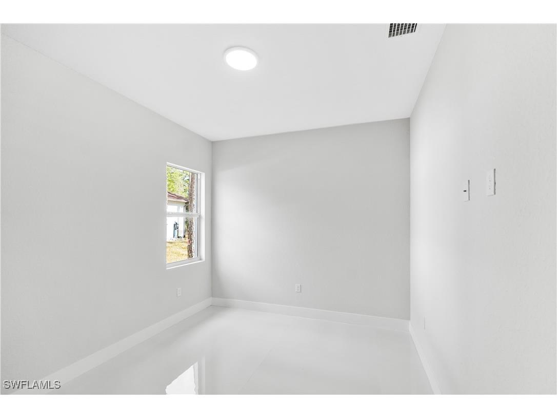 3990 27th Avenue NE Naples FL 34120 226005673 image36