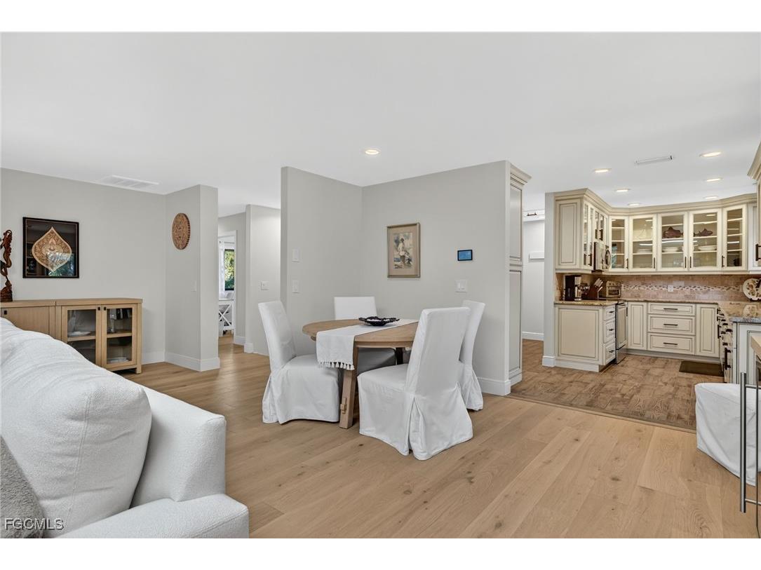 3990 Coquina Drive Sanibel FL 33957 2025022056 image10