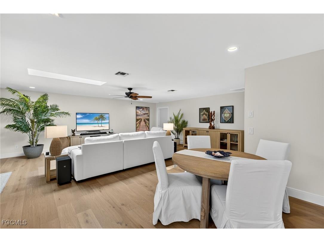 3990 Coquina Drive Sanibel FL 33957 2025022056 image9