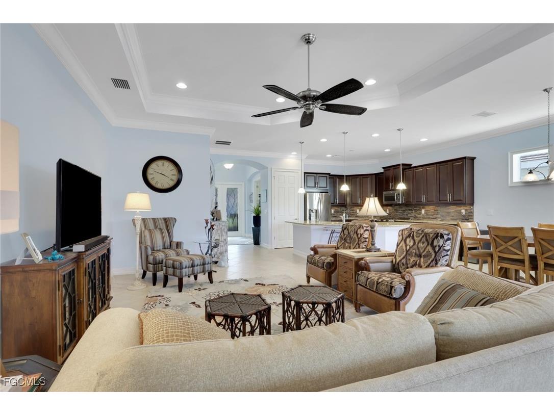 3990 Otter Bend Circle Fort Myers FL 33905 2025023334 image11