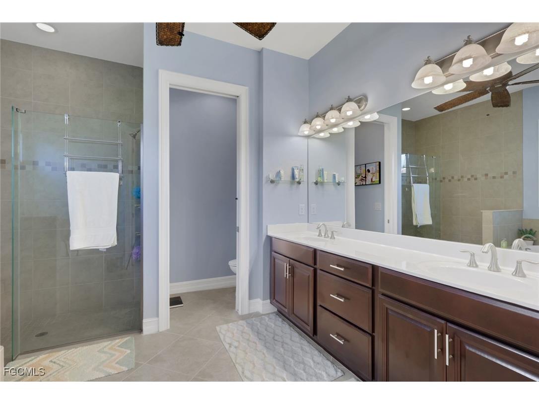 3990 Otter Bend Circle Fort Myers FL 33905 2025023334 image18