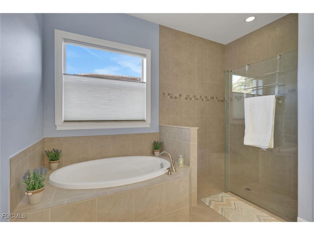 3990 Otter Bend Circle Fort Myers FL 33905 2025023334 image19