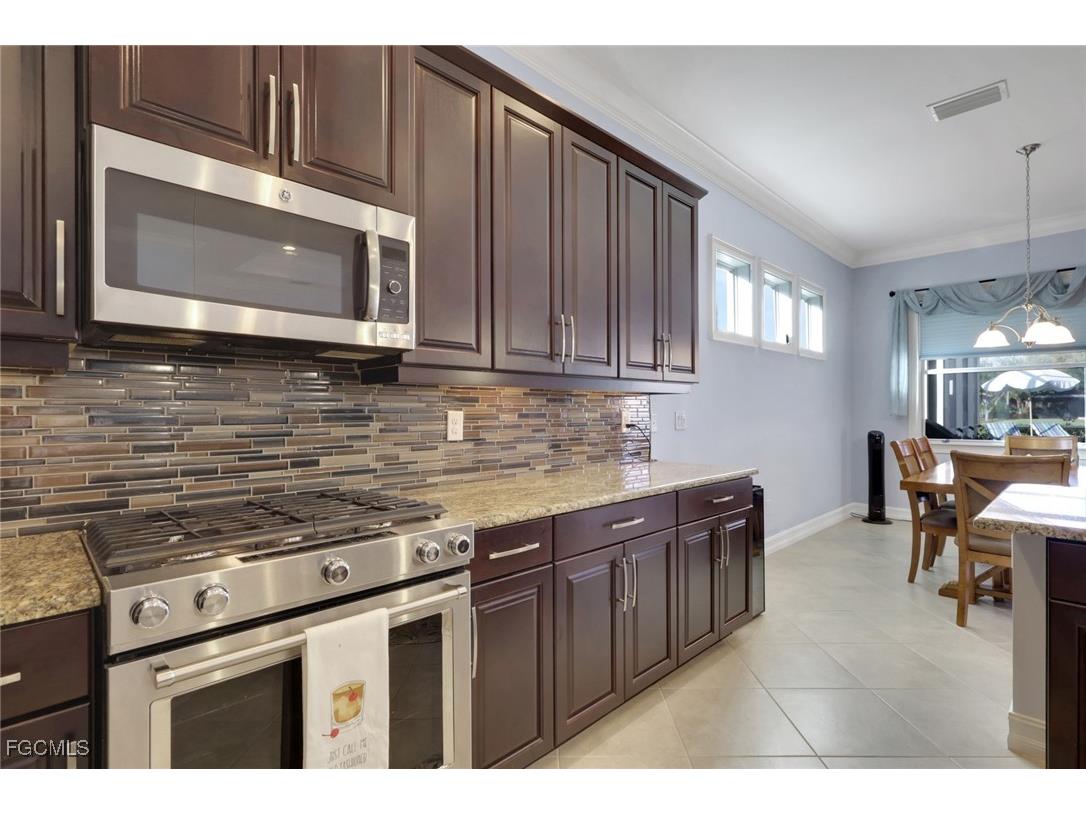 3990 Otter Bend Circle Fort Myers FL 33905 2025023334 image9