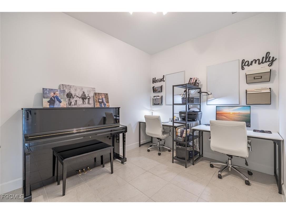 3990 Spotted Eagle Way Fort Myers FL 33966 2025023785 image12