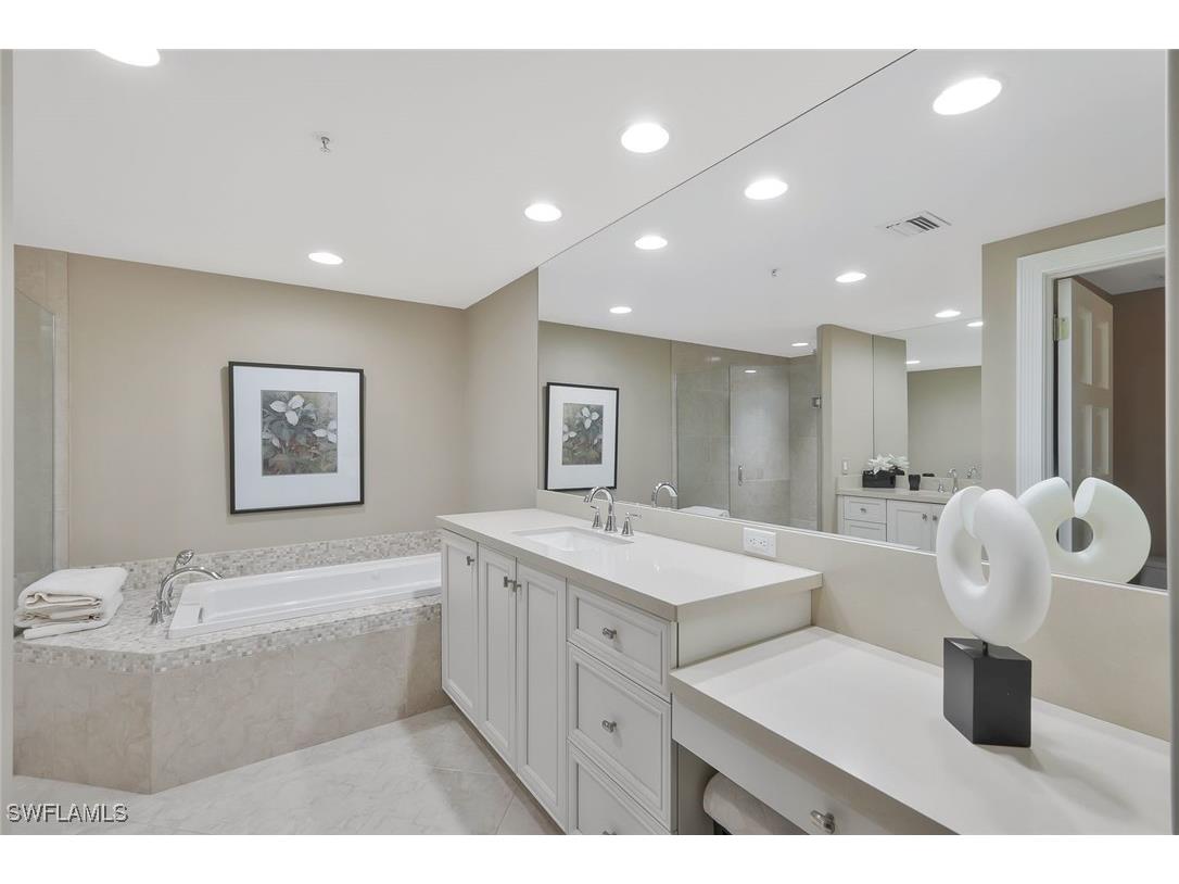 3991 Gulf Shore Boulevard N #1604 Naples FL 34103 225081686 image25