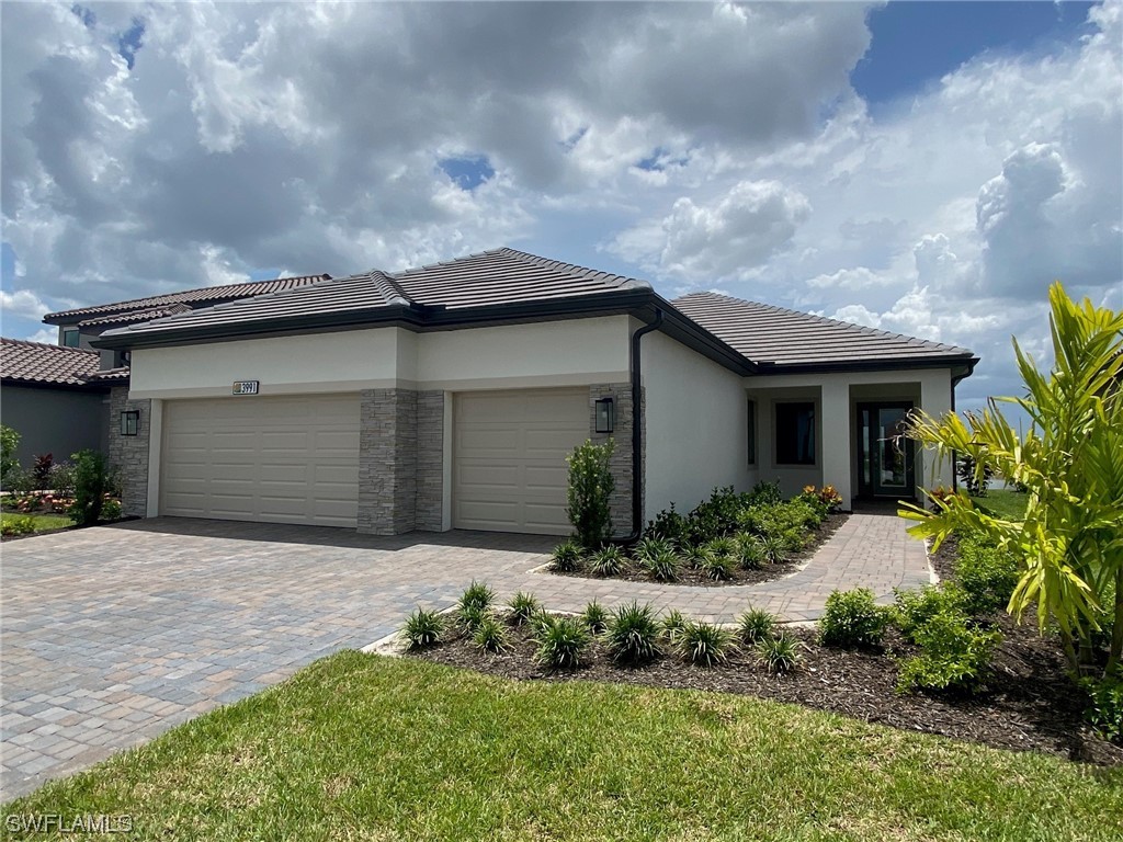 3991 Pegasus Way Naples FL 34120 223045640 image1