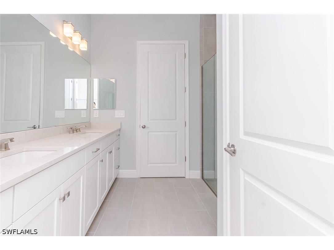 3995 Pegasus Way Naples FL 34120 226017144 image25