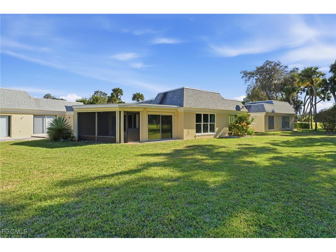 4 E Greens Circle Lehigh Acres FL 33936 2026005641 image20