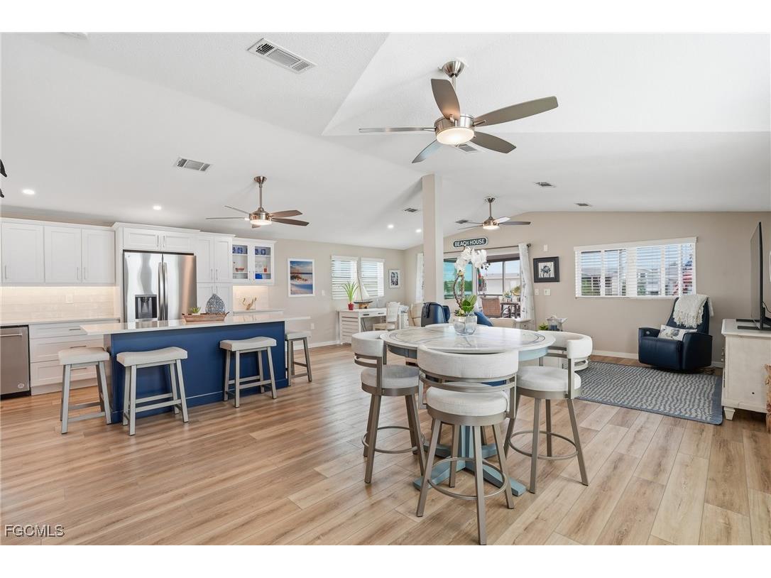 4 Galleon Way Fort Myers Beach FL 33931 2025024795 image11