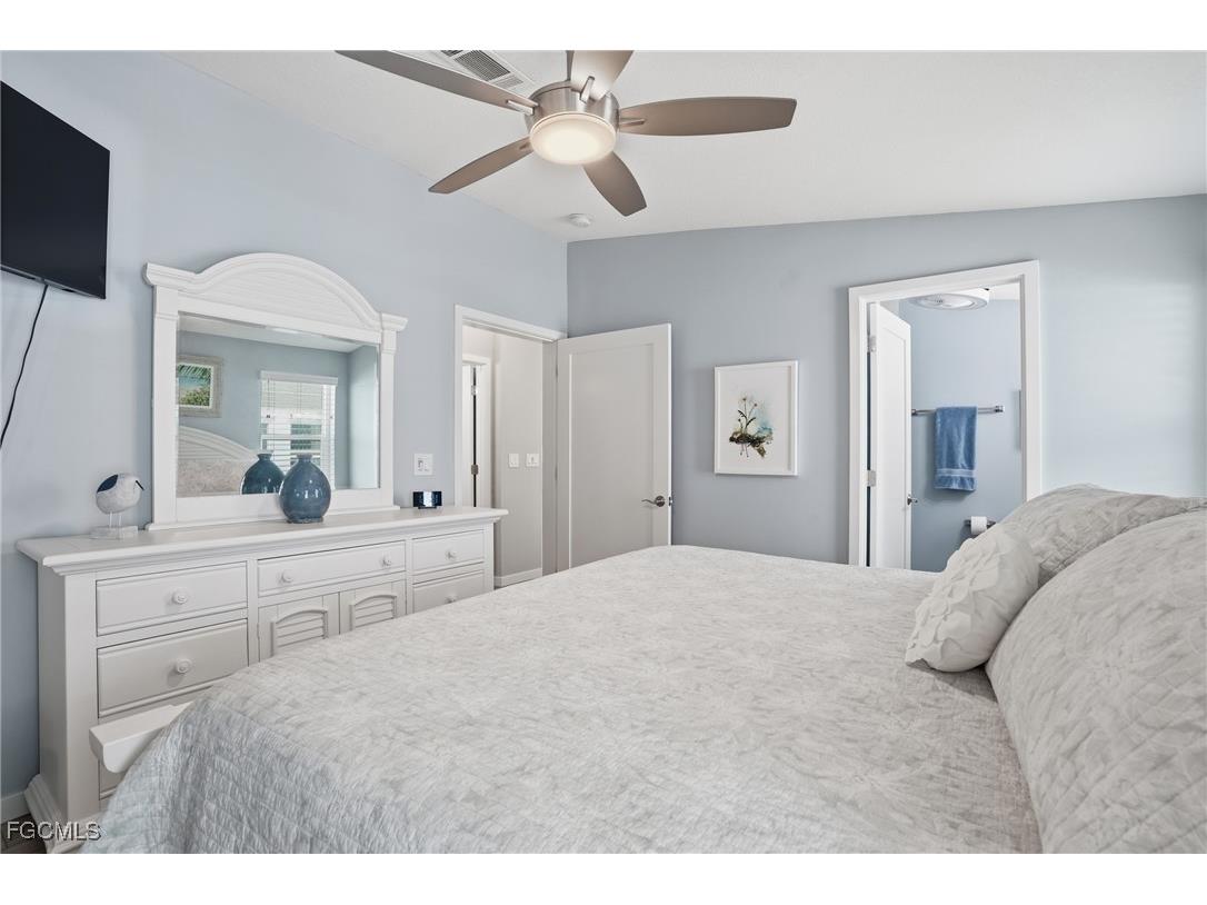4 Galleon Way Fort Myers Beach FL 33931 2025024795 image13