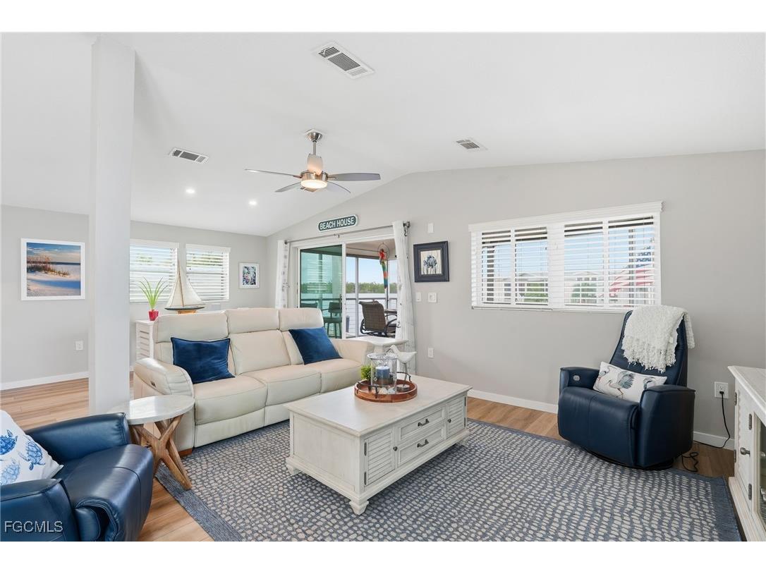 4 Galleon Way Fort Myers Beach FL 33931 2025024795 image2